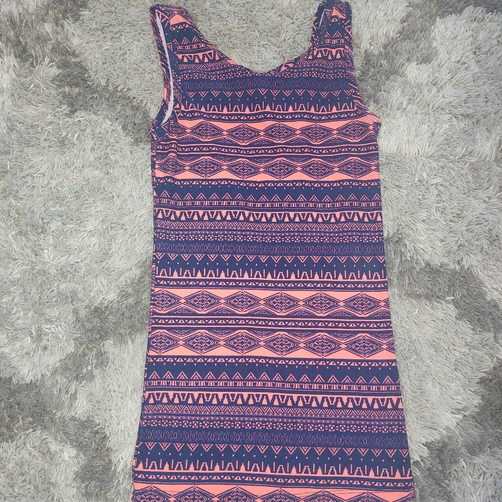 Tank top - Picture 2 of 4